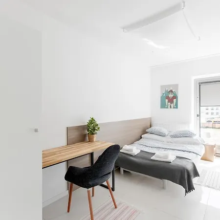 Sport Ii Chodakowska 호스텔 바르샤바