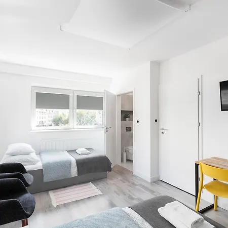 Sport Ii Chodakowska אכסניה ורשה